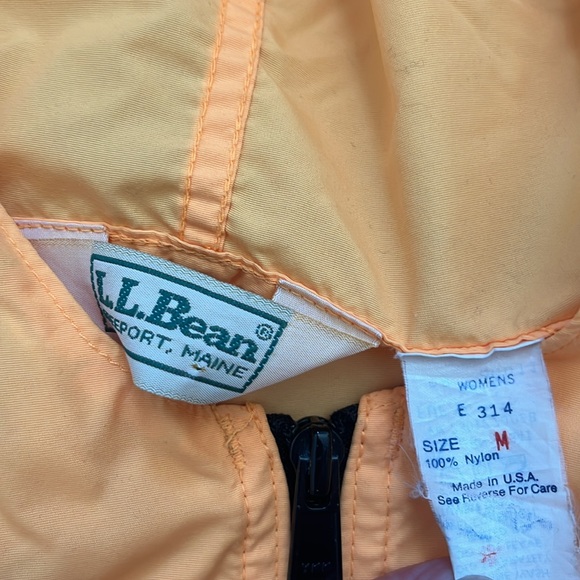 LLBean Wind Breaker - Picture 2 of 3